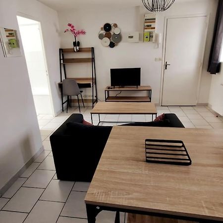 Appartement Style Industriel Au Centre De Douai Kültér fotó